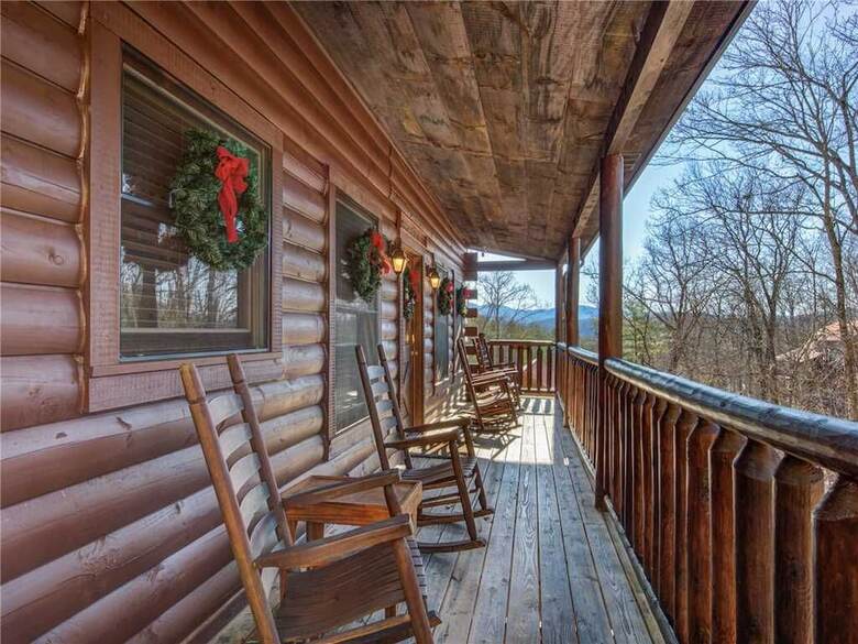 Makin Memories - Two Bedroom Cabin