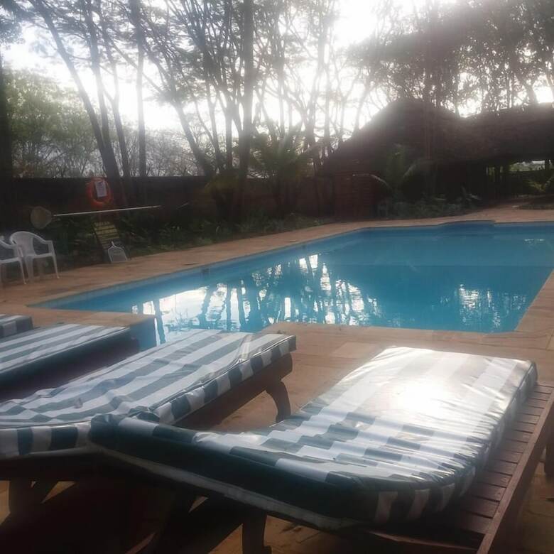 Posada Simbamwenni Lodge And Camping