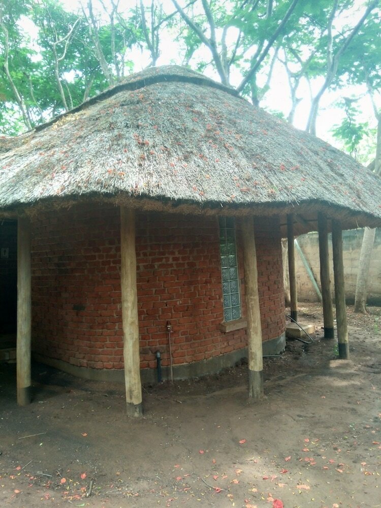 Posada Simbamwenni Lodge And Camping