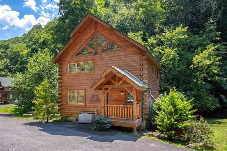 Creekside Romance - One Bedroom Cabin