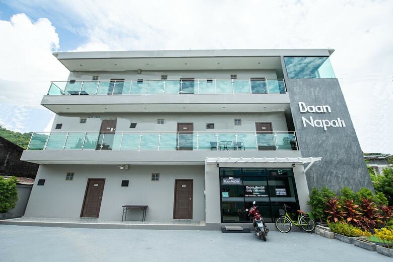 Hotel Oyo 259 Baan Napatr