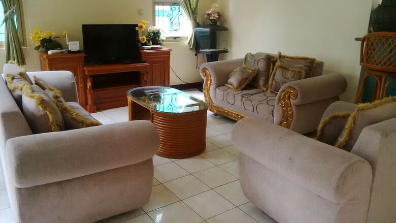 Villa Kota Bunga Cc