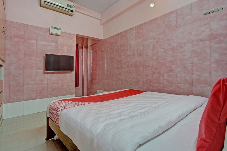 Hotel Oyo 23672 Annai Residency