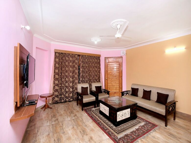 Apartamentos Oyo 15254 Home Scenic Studio Barog