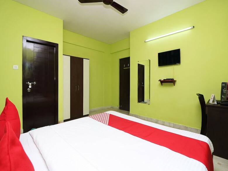 Hotel Oyo 7111 Fanindra Guest House