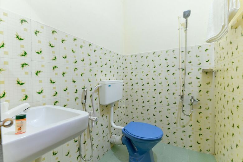 Hotel Oyo 24607 Lotus Residency