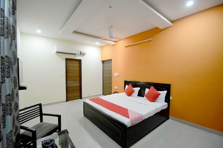 Oyo 22949 Hotel Heiwa Inn