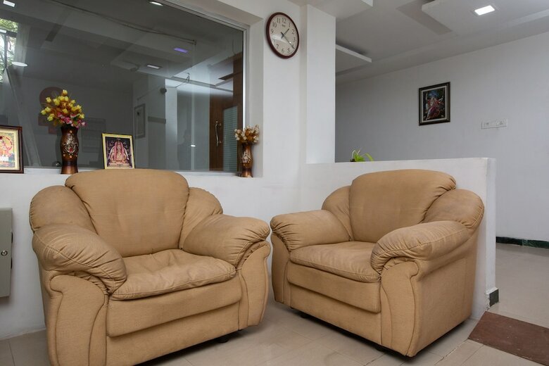 Hotel Oyo 26947 The Lavish