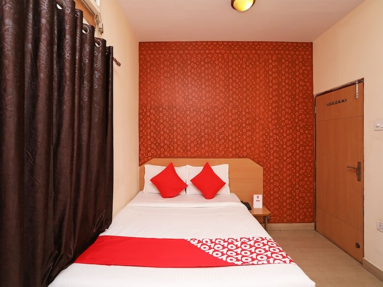 Hotel Oyo 24149 Flagship Kamala Inn Vip Road