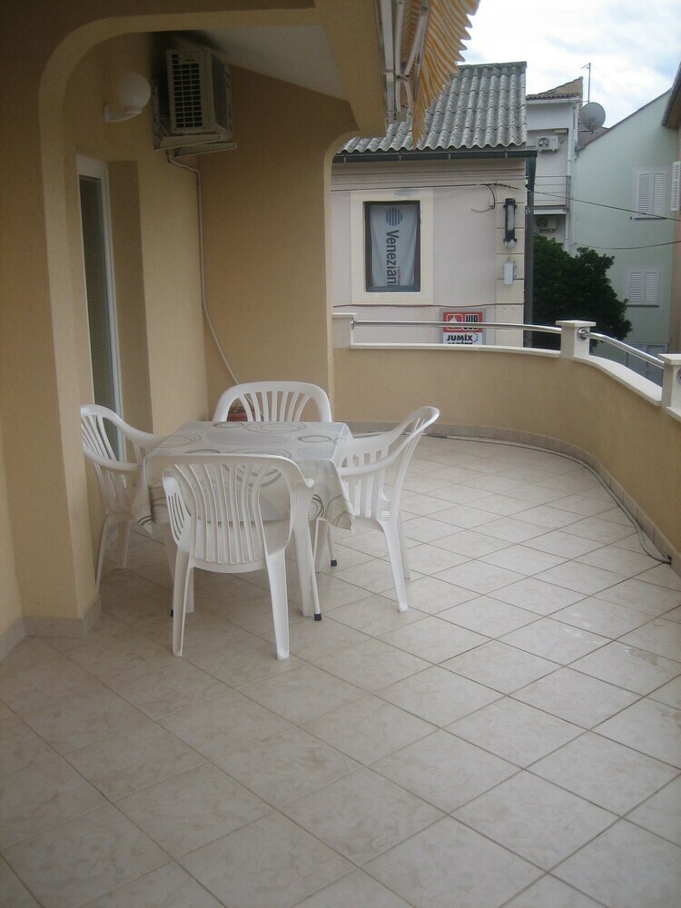 Apartments In City Center Ventus