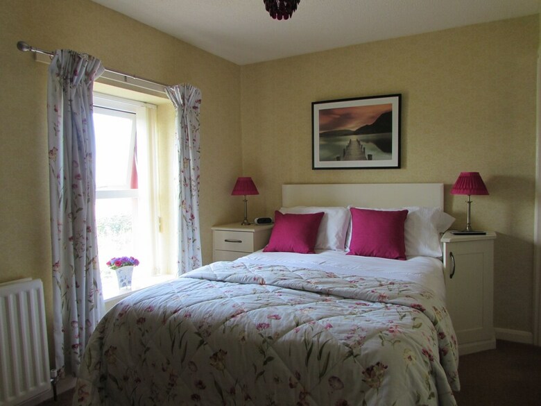 Bed & Breakfast Crossroads House
