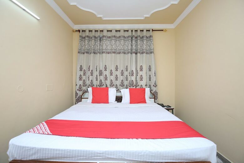 Oyo 24535 Hotel Payas