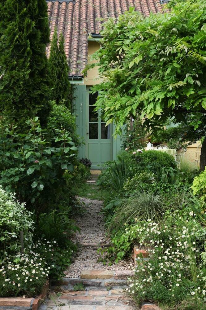 Bed & Breakfast Chambres D?h�tes Au Jardin