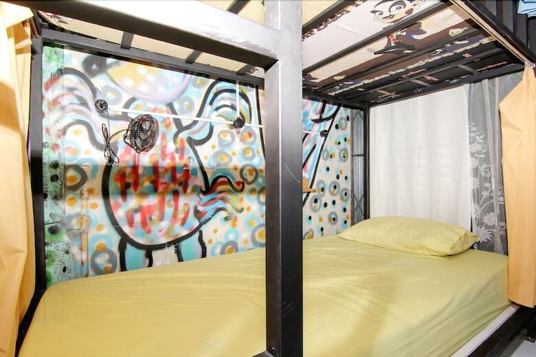 Hotel De'oplet Homestay & Gallery