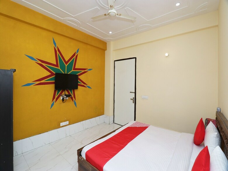 Oyo 24108 Bamyan Hotel
