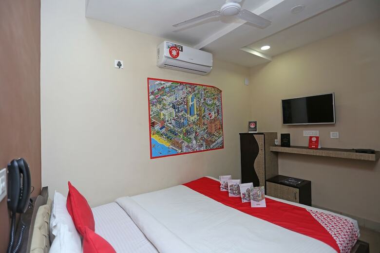 Oyo 14487 Hotel Stay Inn