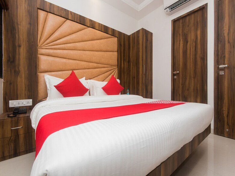 Oyo 15519 Hotel Grand Residency
