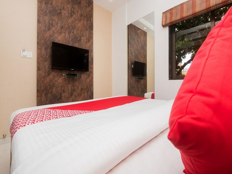 Oyo 15519 Hotel Grand Residency