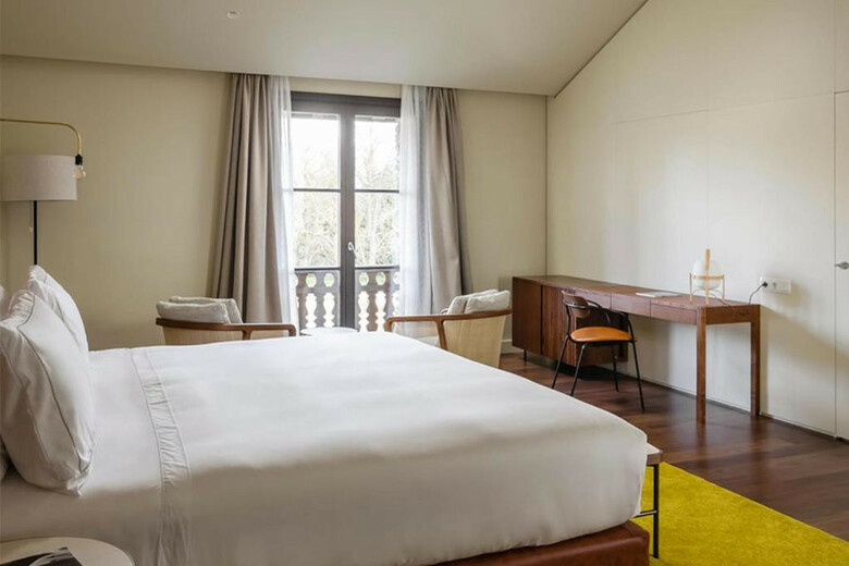 Hotel Torre Del Remei