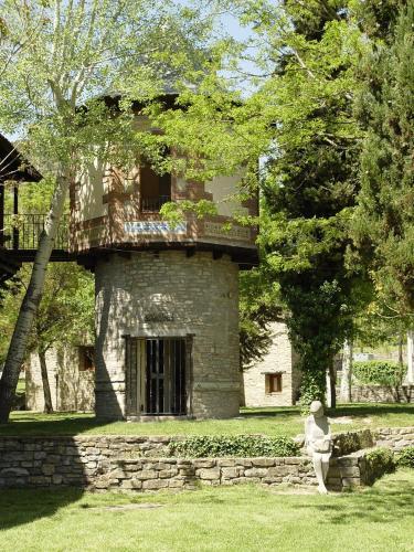 Centro De Vacaciones Morillo De Tou