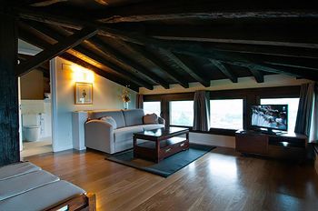 Hotel Torre Zumeltzegi