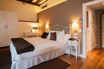 Hotel Torre Zumeltzegi