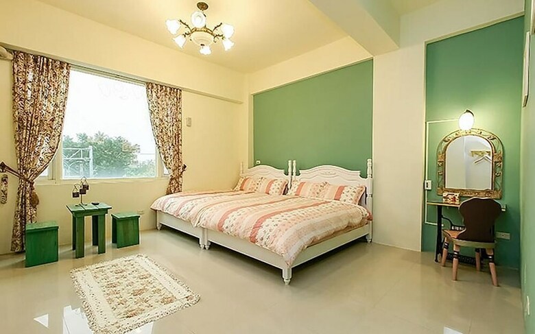 Hotel Little Nook B&B