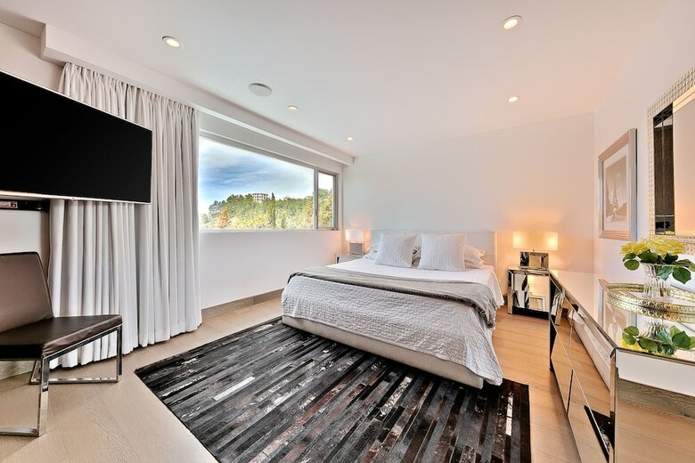 Villa Hollywood Estate With Stunning Views