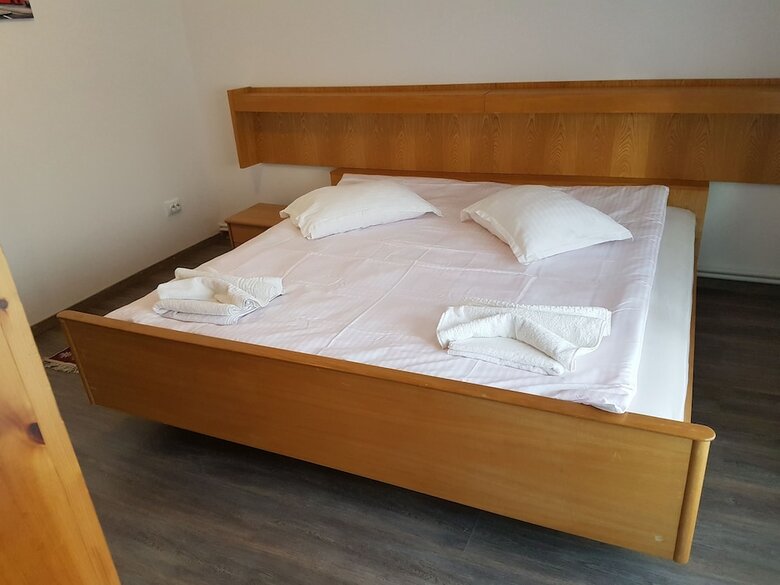Apartamentos Rent Holding