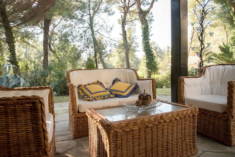 Villa Iris In Sani By Jj Hospitality