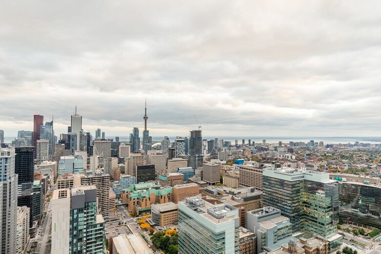 Unbelievable 50 Floor View. 3 Bedroom Ph