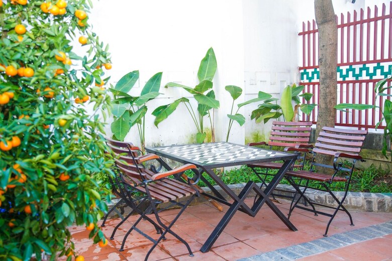 Hotel V.i.p's House  2