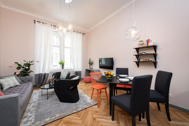 Aparthotel Empirent Garden Suites