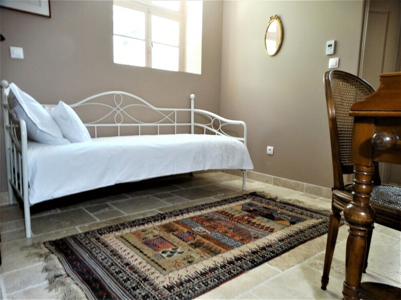 Hotel Chambre D'h�tes Ch�teau Montplaisir
