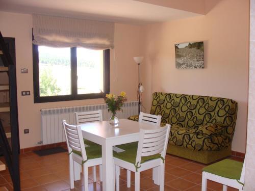Apartamentos El Port�n De La Sierra