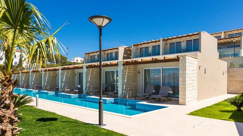 Sun And Sea Plus Resort Hotel