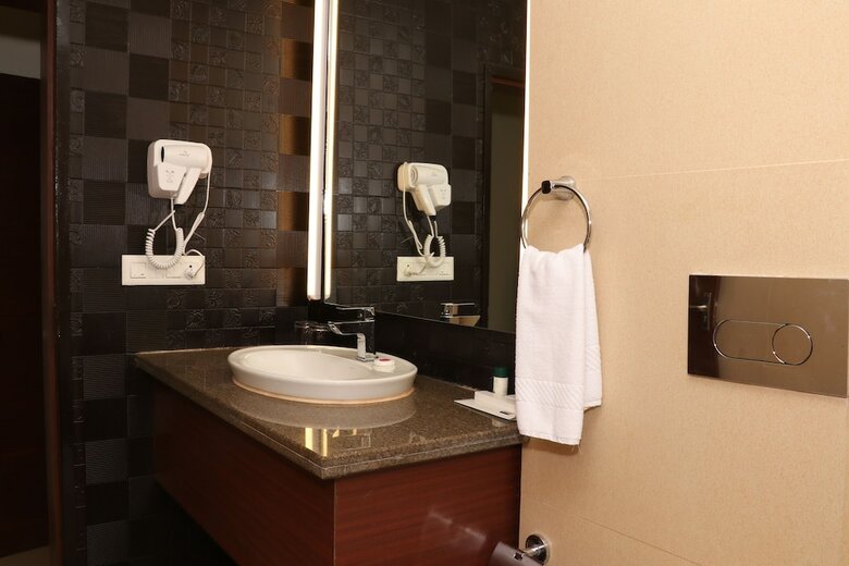 Hotel Citrus Classic Bhopal