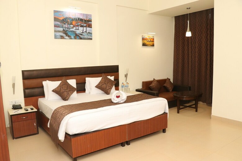 Hotel Citrus Classic Bhopal