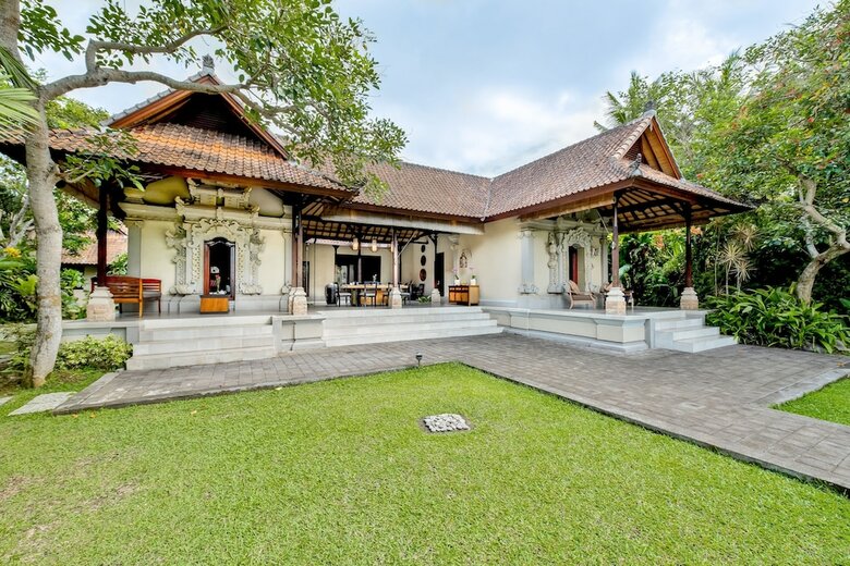 Villa Cemadik
