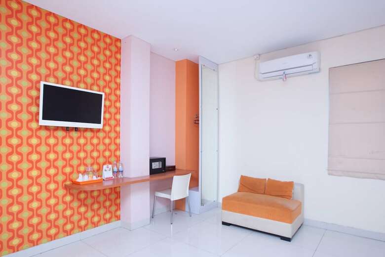 Hostal Oyo 340 Cleo Guest House