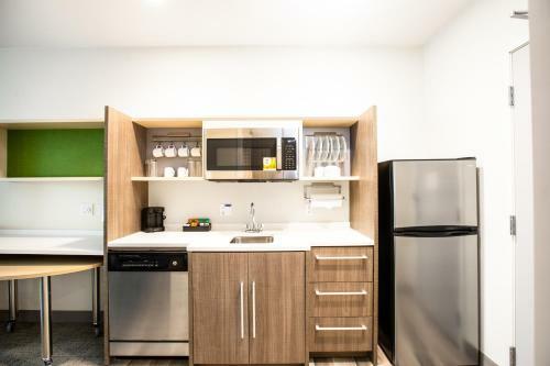 Hotel Home2 Suites By Hilton Carlsbad, Ca