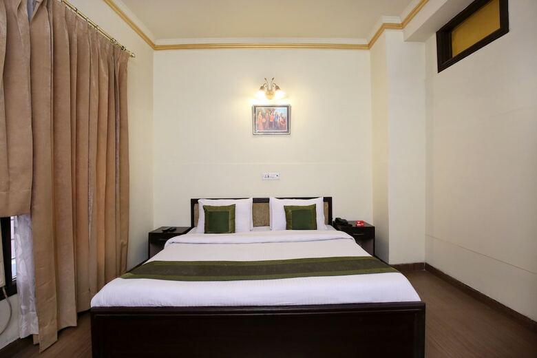 Hotel Oyo 139 Hanh Long