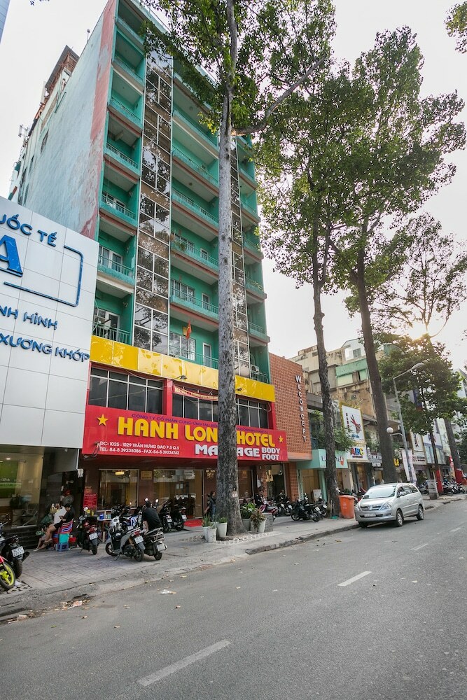 Hotel Oyo 139 Hanh Long