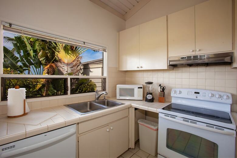 Wailea Ekolu 906 - Two Bedroom Condo