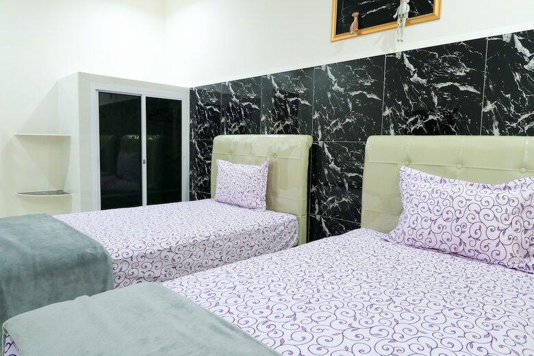 Hotel D'rainbow West Homestay