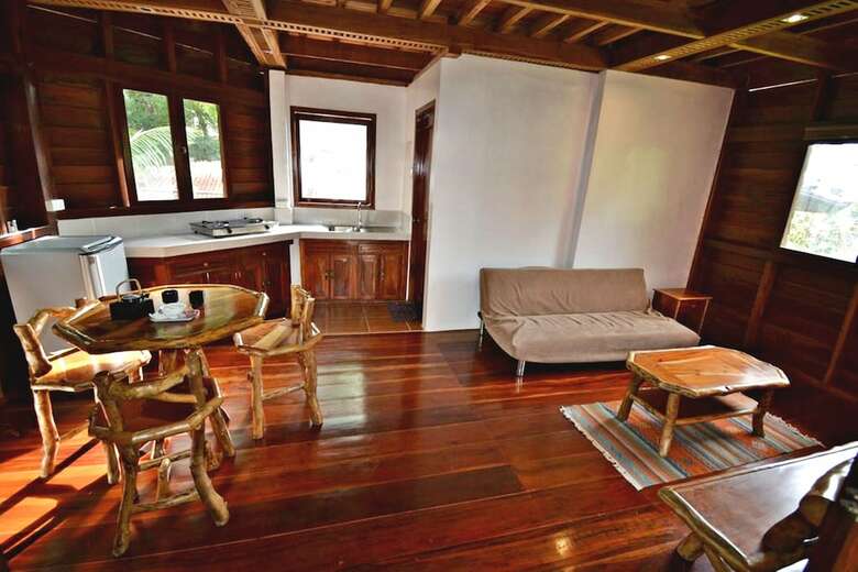 Hotel Pahiluna Guesthouse