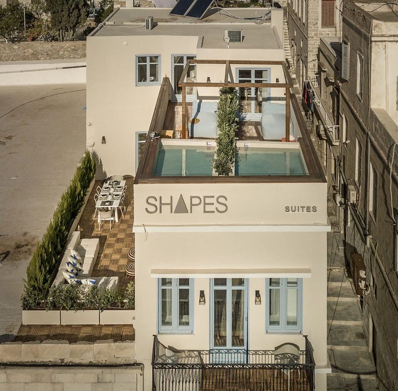 Hotel Shapes Luxury Suites