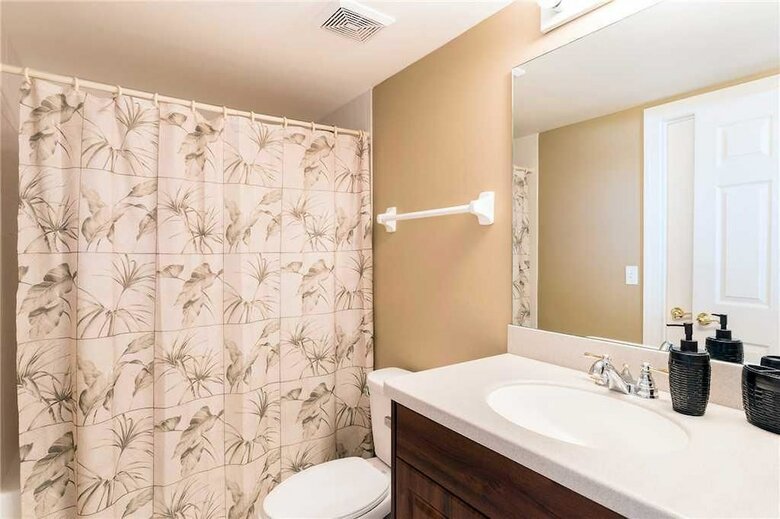 Dimucci Towers 908 - Three Bedroom Condo
