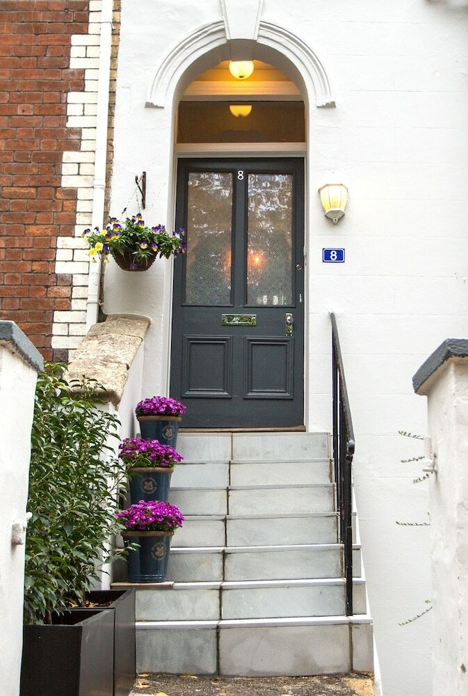 Bed & Breakfast Number 8 Cheltenham