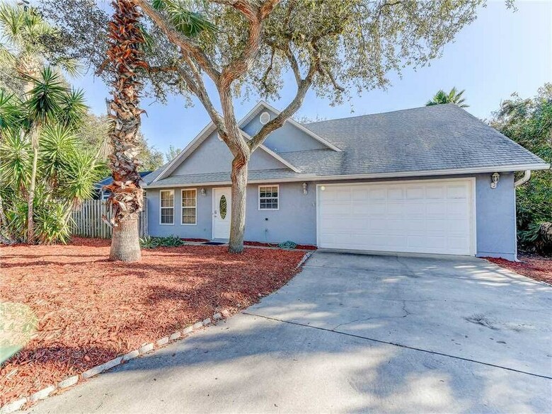Averys Beach Bungalow - Two Bedroom Home